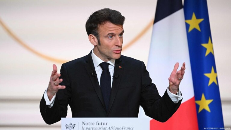 Le prÃ©sident de la France, Emmanuel Macron